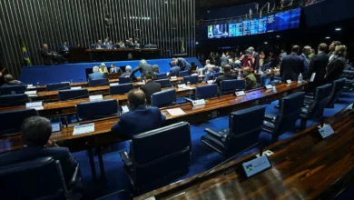 Vista do plenário do Senado durante sessão de votação.