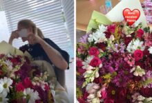 Virginia Fonseca com buquê de flores.