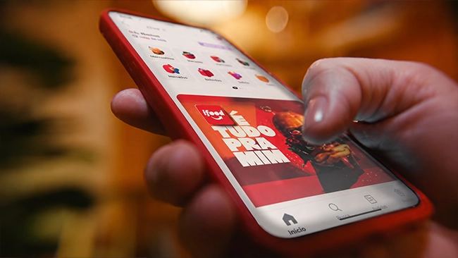 Logo do iFood em fundo claro.