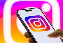 Imagem ilustrativa de um smartphone exibindo o aplicativo Instagram.