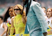 Shakira durante sua apresentação na abertura da Copa do Mundo 2026 no México.