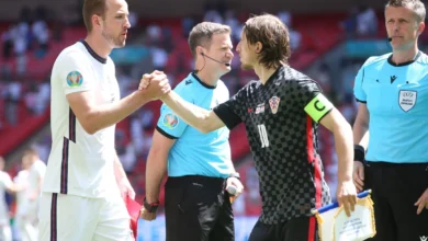 Harry Kane e Luka Modric, jogadores das seleções da Inglaterra e Croácia, respectivamente.