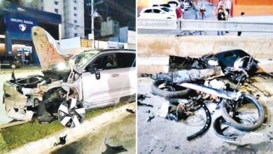 Cena do acidente na Avenida T-63 em Goiânia, com veículos danificados.