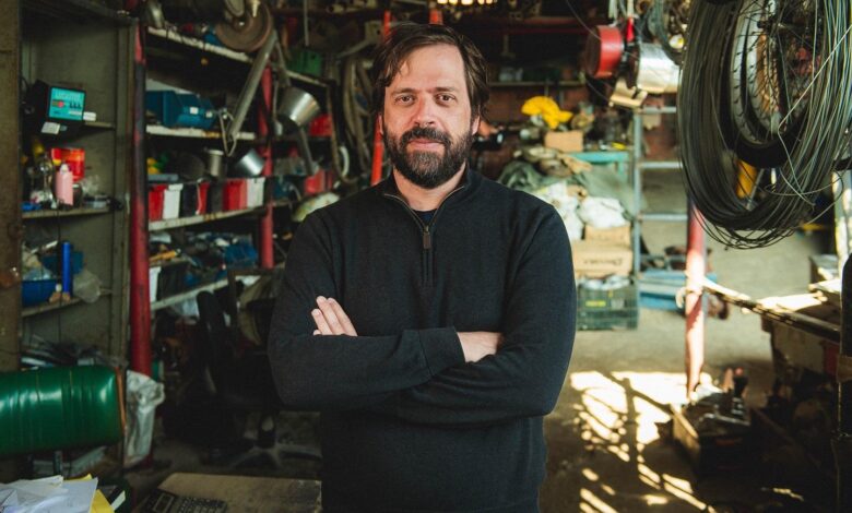 Fernando Coimbra, diretor da série sobre o césio 137, em entrevista.