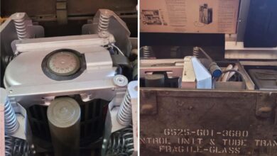 Equipamento de guerra em ferro-velho de Anápolis avaliado por especialistas.