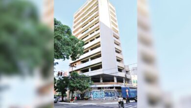 Prédio no Centro de Goiânia que será transformado em moradia popular.