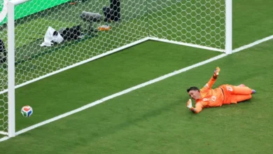 Jogadores da Espanha comemoram gol contra o Uruguai na Copa do Mundo 2026.