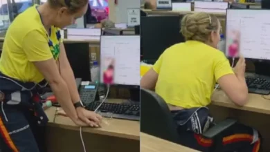 Ambulância do Samu em atendimento de emergência.
