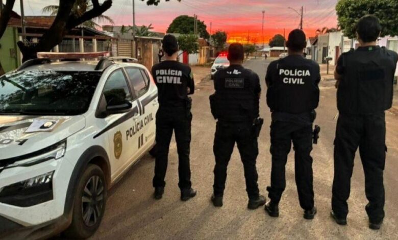 Policiais civis e penais do estado de Goiás em serviço.