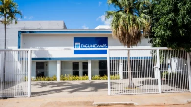 Entrada principal do campus da Facunicamps em Goiás.