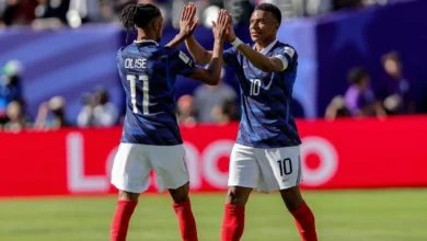 Mbappé e Dembélé comemorando gol na Copa do Mundo 2026.