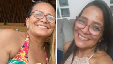 Policiais em área de mata onde corpo foi encontrado.