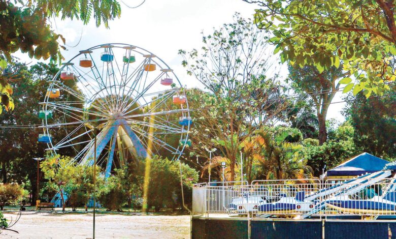 Entrada do Parque Mutirama em Goiânia.