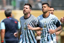 Lionel Messi e Lamine Yamal em campo antes da final da Copa do Mundo 2026.