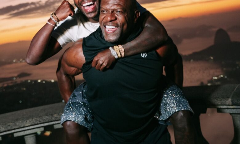 Vini Jr. e Terry Crews no Cristo Redentor.