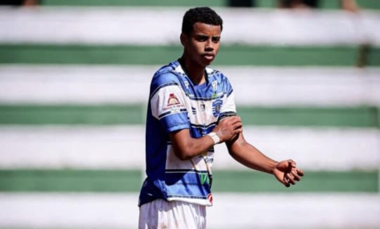 Gabriel Rodrigues Lima, jovem atleta do Independente de Rio Verde.