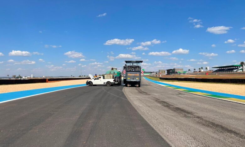 Vista aérea do Autódromo Internacional Ayrton Senna em Goiânia.