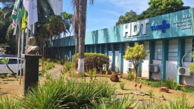 Fachada do Hospital de Doenças Tropicais em Goiânia.