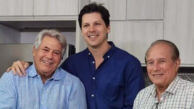 Daniel Vilela ao lado de Luiz do Carmo em evento político.