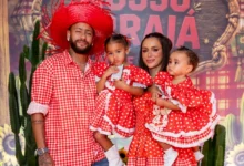 Neymar e Bruna Biancardi em trajes juninos em festa no Guarujá.