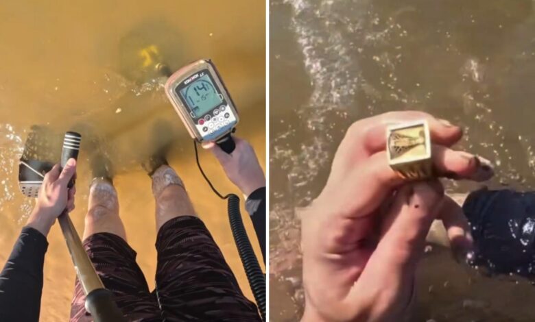 Mergulhador com detector de metal no Rio Araguaia.
