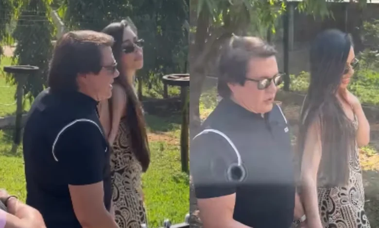Cantor sertanejo Giovani com sua nova namorada em evento público.