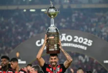 Jogadores de Flamengo, Palmeiras, Fluminense e Corinthians em ação na Libertadores.