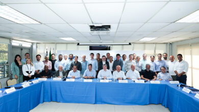 André Rocha, presidente da Fieg, em evento de assinatura do manifesto.