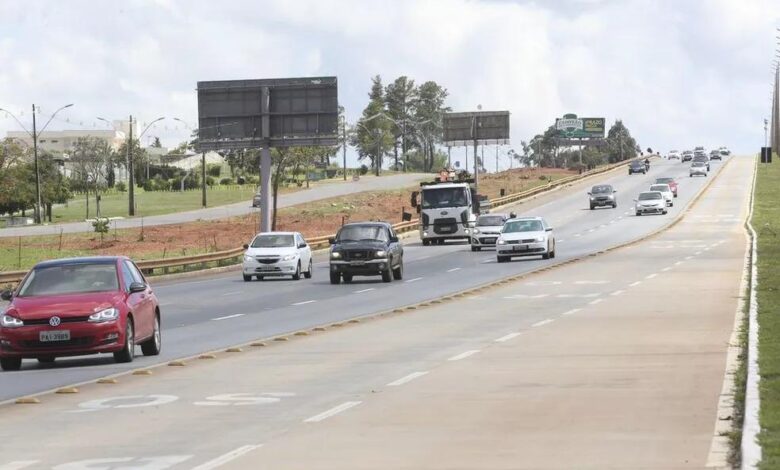 Radar de velocidade em rodovia de Goiás.