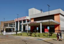 Fachada da Maternidade Célia Câmara em Goiânia.
