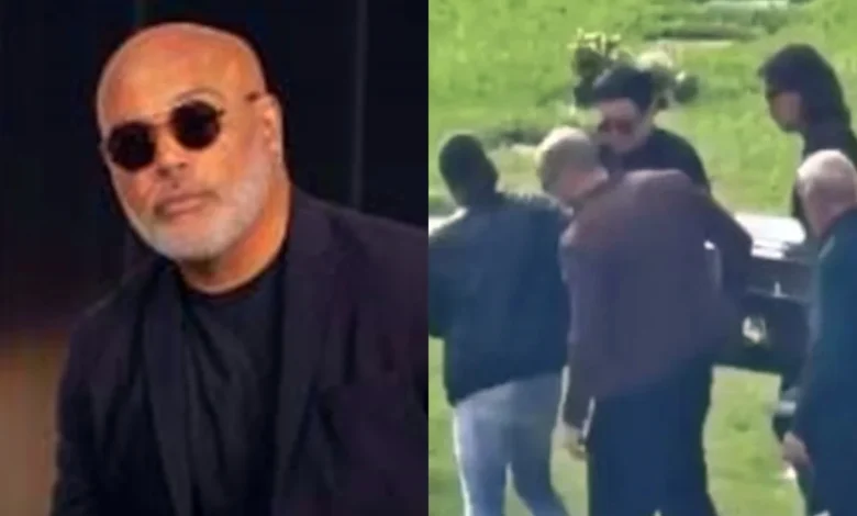 Renner Reis carregando o caixão de Rick Sollo em cerimônia de despedida.