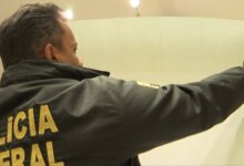 Polícia Federal e Militar apreendem papel-moeda em Goiânia.