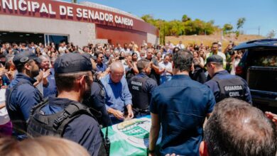 Cortejo de despedida do ex-prefeito Tomás de Aquino em Senador Canedo.