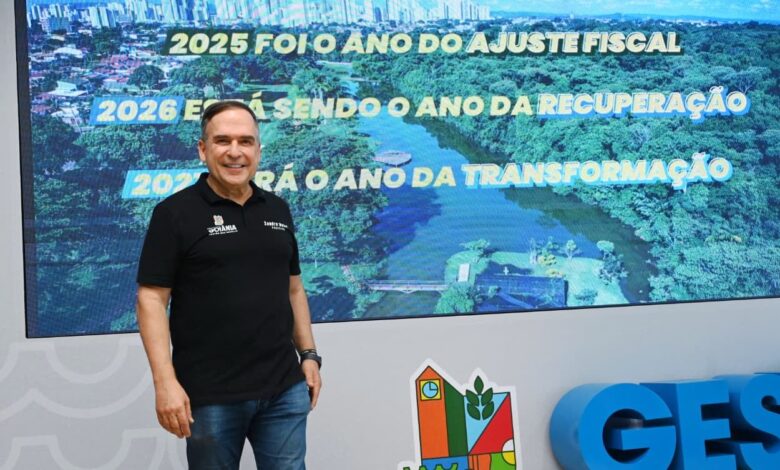 Prefeito Sandro Mabel apresenta proposta da LOA 2027 no Paço Municipal.