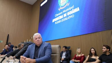 Gilsão Meu Povo em sessão na Câmara Municipal de Aparecida de Goiânia.