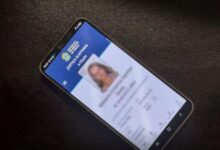 Tela do aplicativo e-Título em um smartphone.