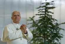 Papa Leão XIV em recuperação hospitalar.