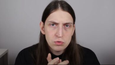 Influenciador Felca anuncia retorno às redes sociais.