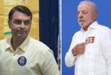 Eleitor goiano depositando voto em urna eletrônica durante o segundo turno das eleições 2026.