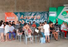 Moradores recebem atendimento de saúde no Residencial Ecológico Araguaia.