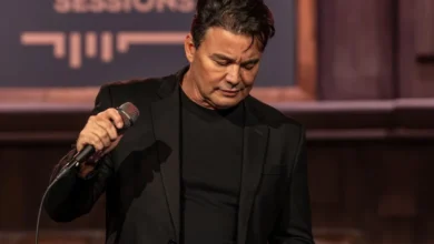 Renner Reis emocionado durante gravação em Paulínia.